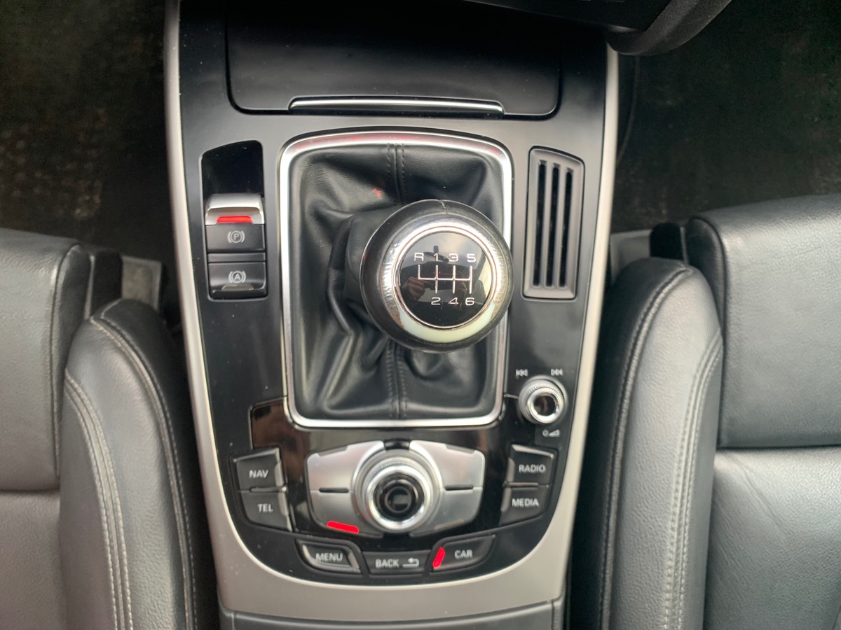 Audi A5 204 ch | S-LINE | Caméra de Recul | Intérieur Cuir | Toit Vitré | Régulateur de Vitesse