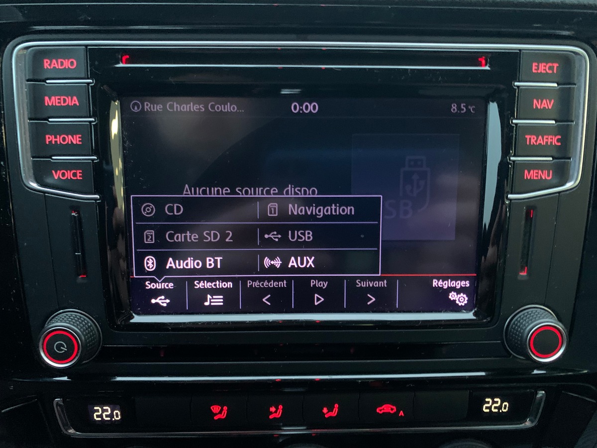 Volkswagen Jetta 170 ch | Carat | Régulateur vitesse | Radars stationnement | GPS | Kit mains libres