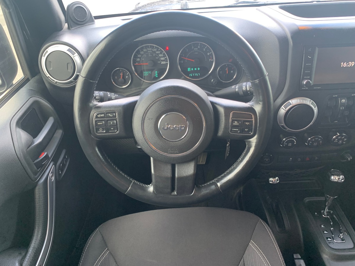 Jeep Wrangler Unlimited 284 ch | Equipé Ethanol | 5 Places | Climatisation | Radar | Climatisation