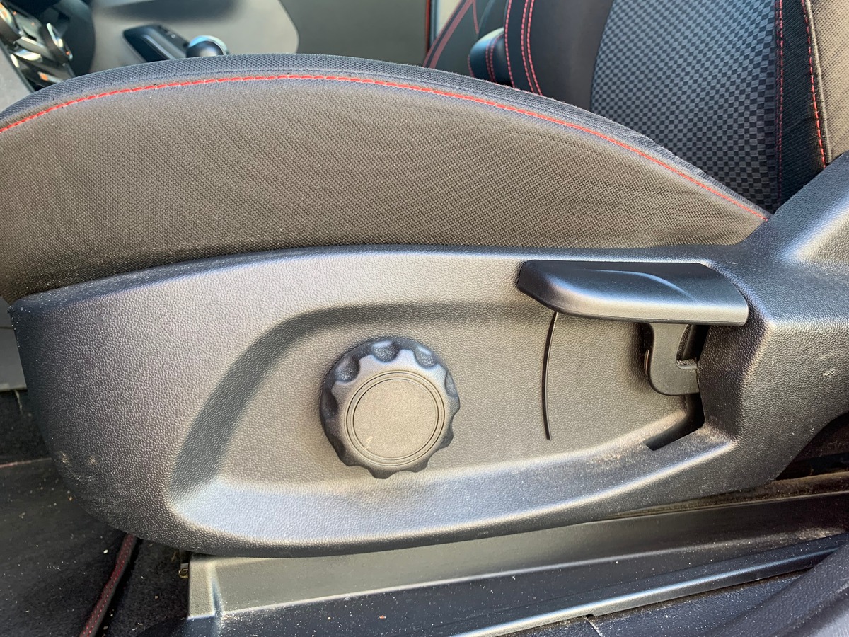 Ford Puma 125 | St-Line | 1iére MAIN | Attelage | Flexifuel équipé d'origine | Android Auto | Radar