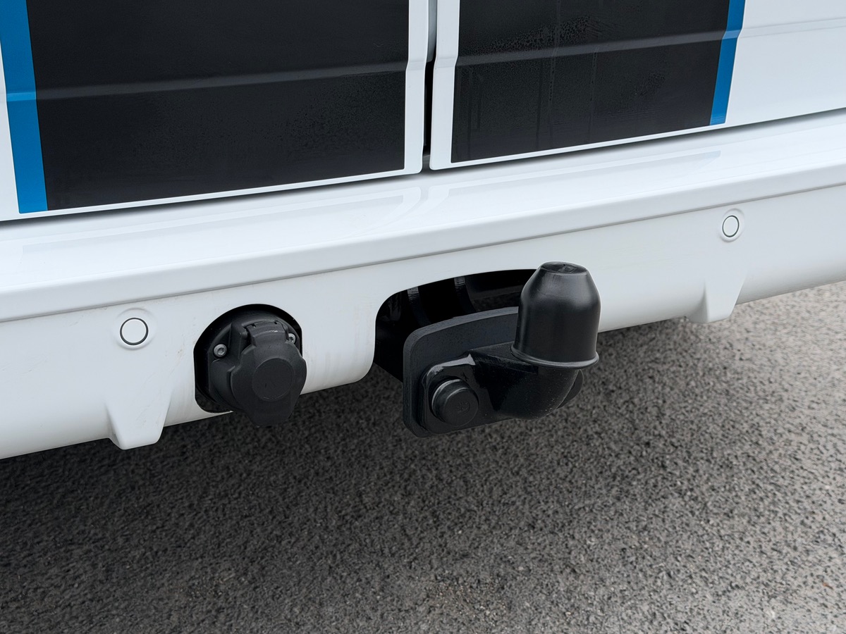 Ford TRANSIT CUSTOM 320 L2H1 2.0 TDCI 170CH BVA8 SPORT / TVA RÉCUPÉRABLE