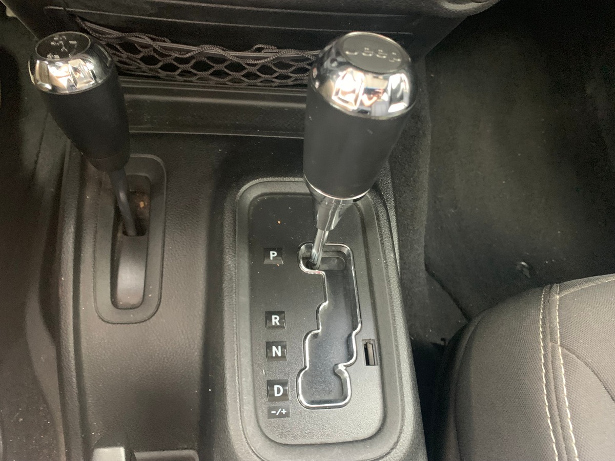 Jeep Wrangler Unlimited 284 ch | Equipé Ethanol | 5 Places | Climatisation | Radar | Climatisation