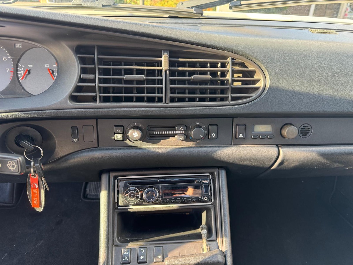 Porsche 944 TURBO CABRIOLET 2.5 250