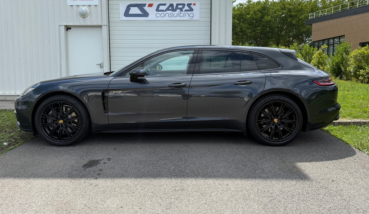 Porsche Panamera Sport Turismo E-Hybrid 3.0 V6 462