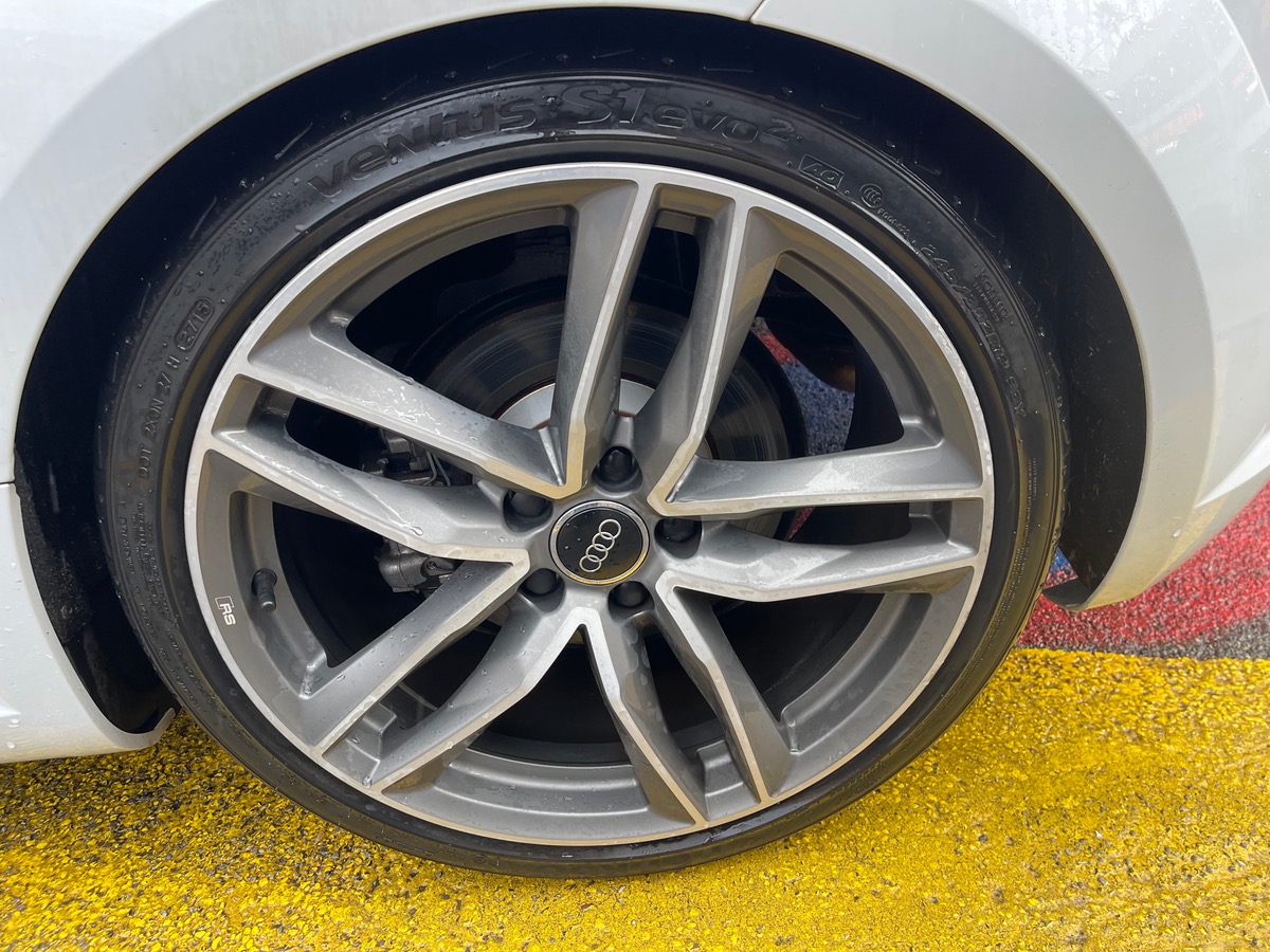 Audi TT Roadster 2.0 TFSI 230 CV / 1er Main / KM Réel / Jantes RS / S Line