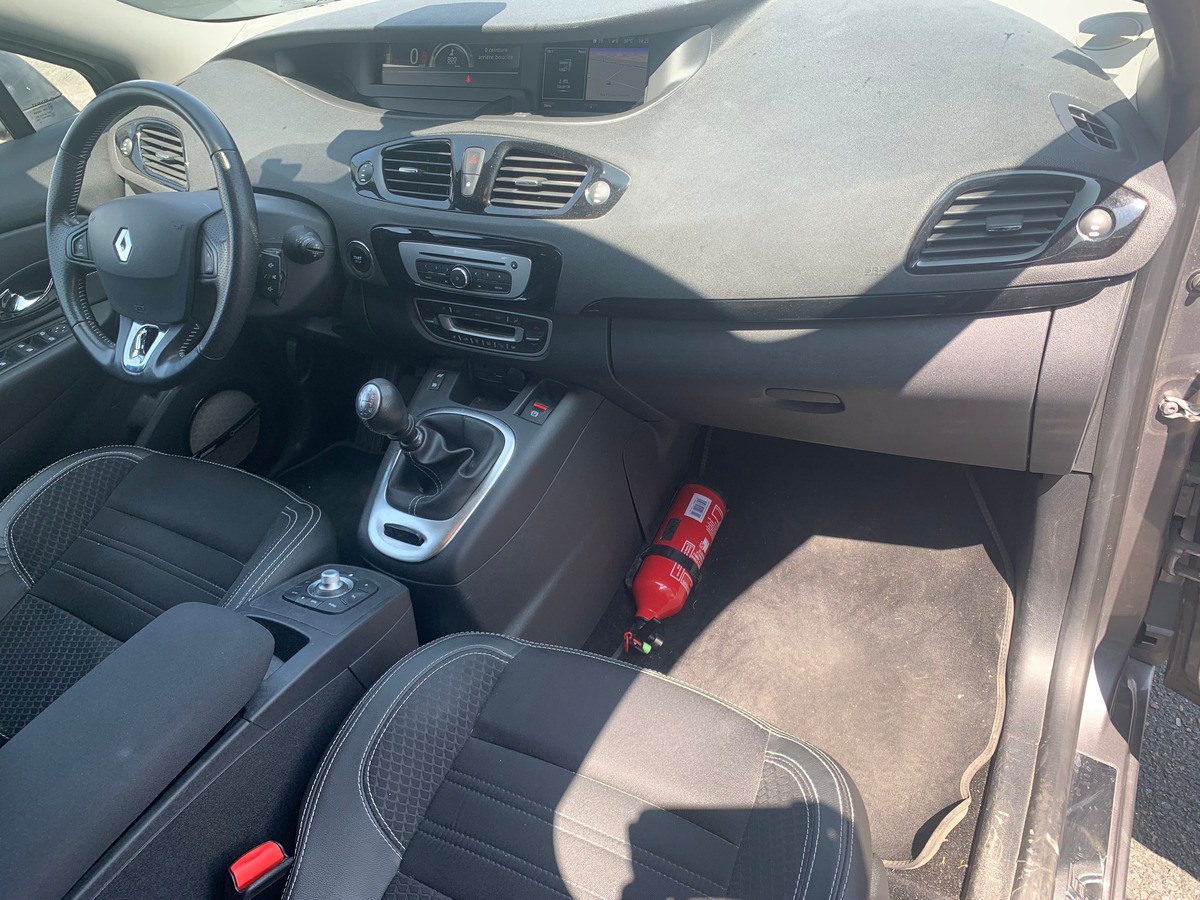 RENAULT Grand Scenic 130 chevaux | BOSE | 7 Places | Caméra de recul | Régulateur de vitesse | GPS
