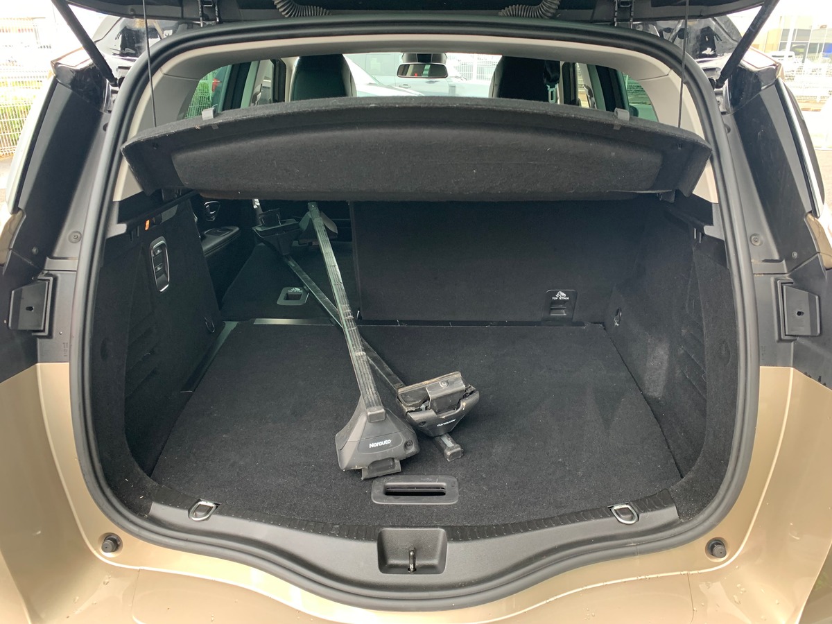 RENAULT Scenic INTENS | Système d'accès, démarrage sans clé | Caméra de recul | Phares avant LED