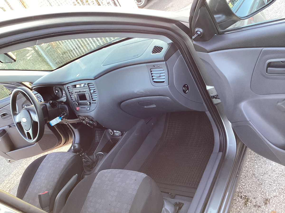 Kia Rio 1.4 Active