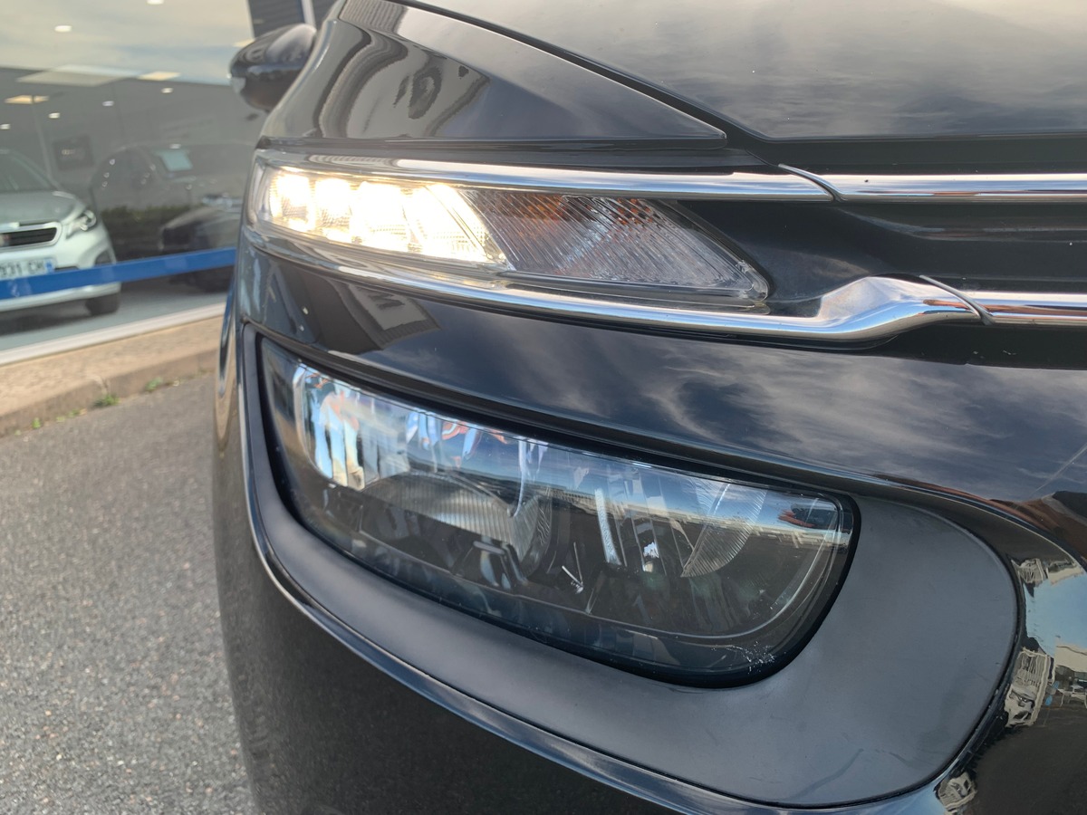 Citroën C4 SpaceTourer 120 chevaux | Live | Régulateur vitesse | Apple car Play Android auto | GPS