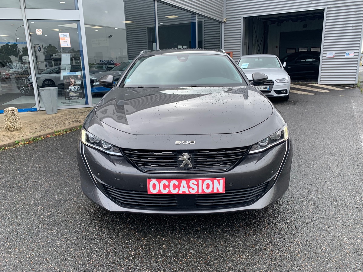 Peugeot 508 SW 130 ch | ALLURE | Caméra de recul | Mirror Screen | Système contrôle des angles morts