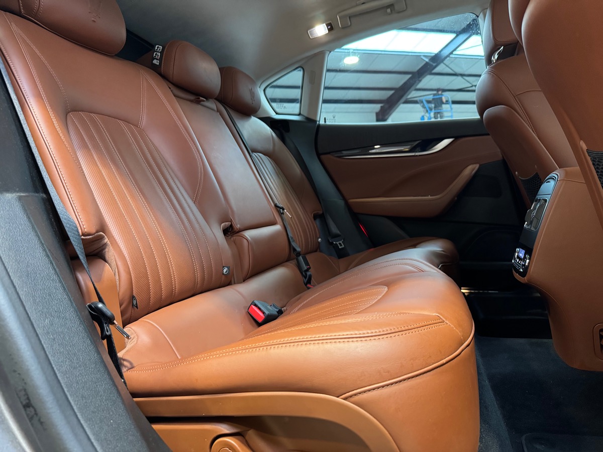 Maserati Levante 3.0 V6 TURBO 275CV CARBONE/360°