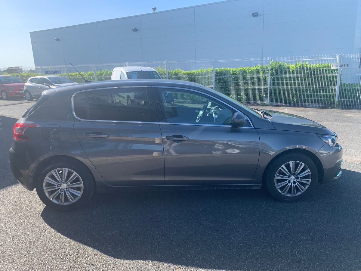 Peugeot 308 130 ch | Allure | Premiére Main | Caméra de recul | Radar avant | Régulateur de vitesse