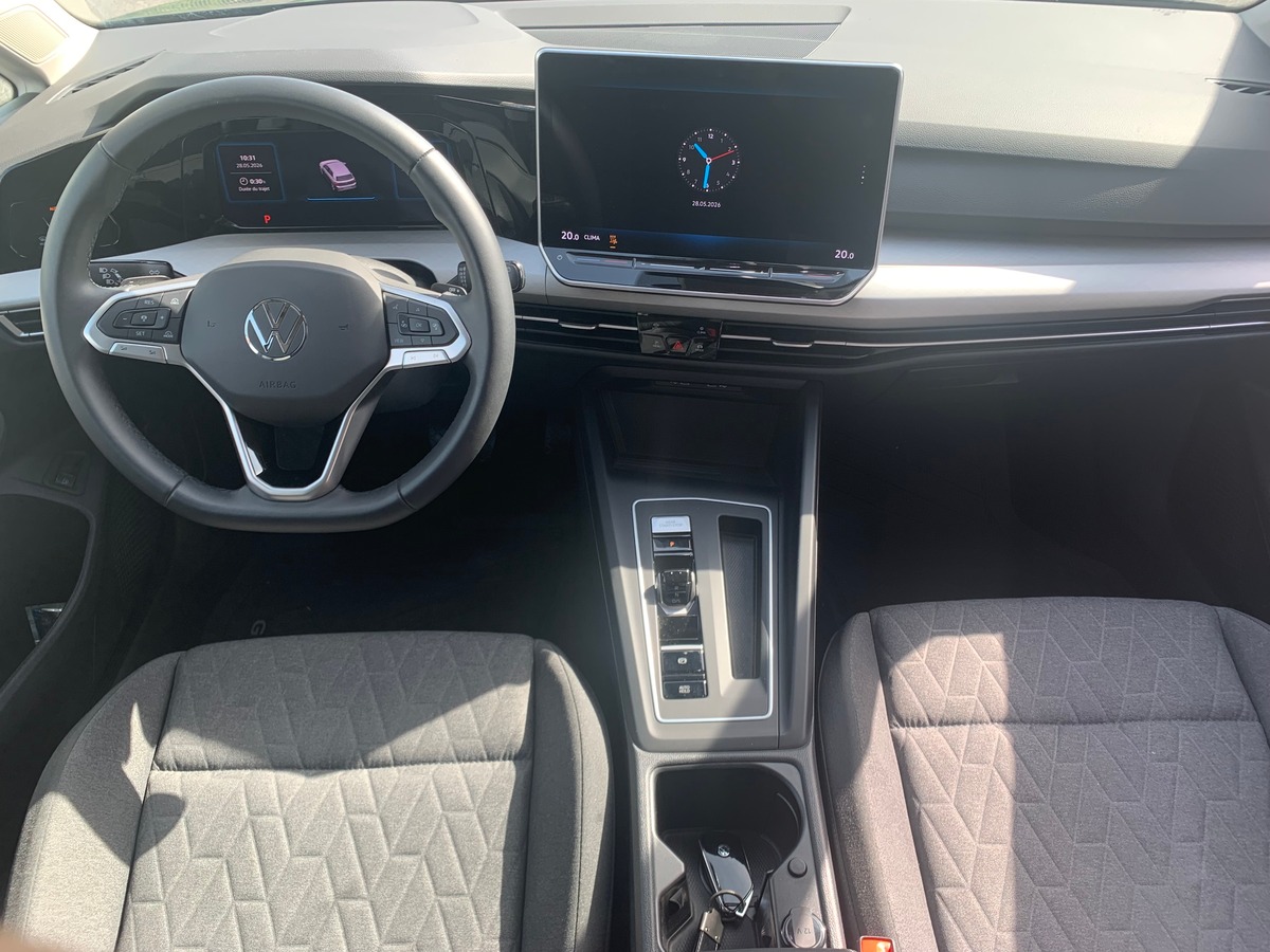 Volkswagen GOLF 8 204 ch | Life Plus | Premiére MAIN | Caméra de recul | Apple car Play | Régulateur