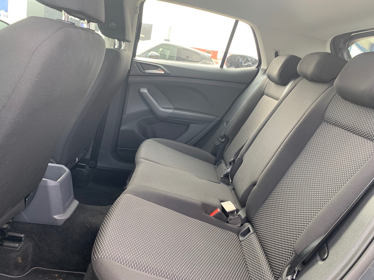 Volkswagen T-Cross 95 ch | Base | Attelage | Pack Stationnement arriére avant | Climatisation