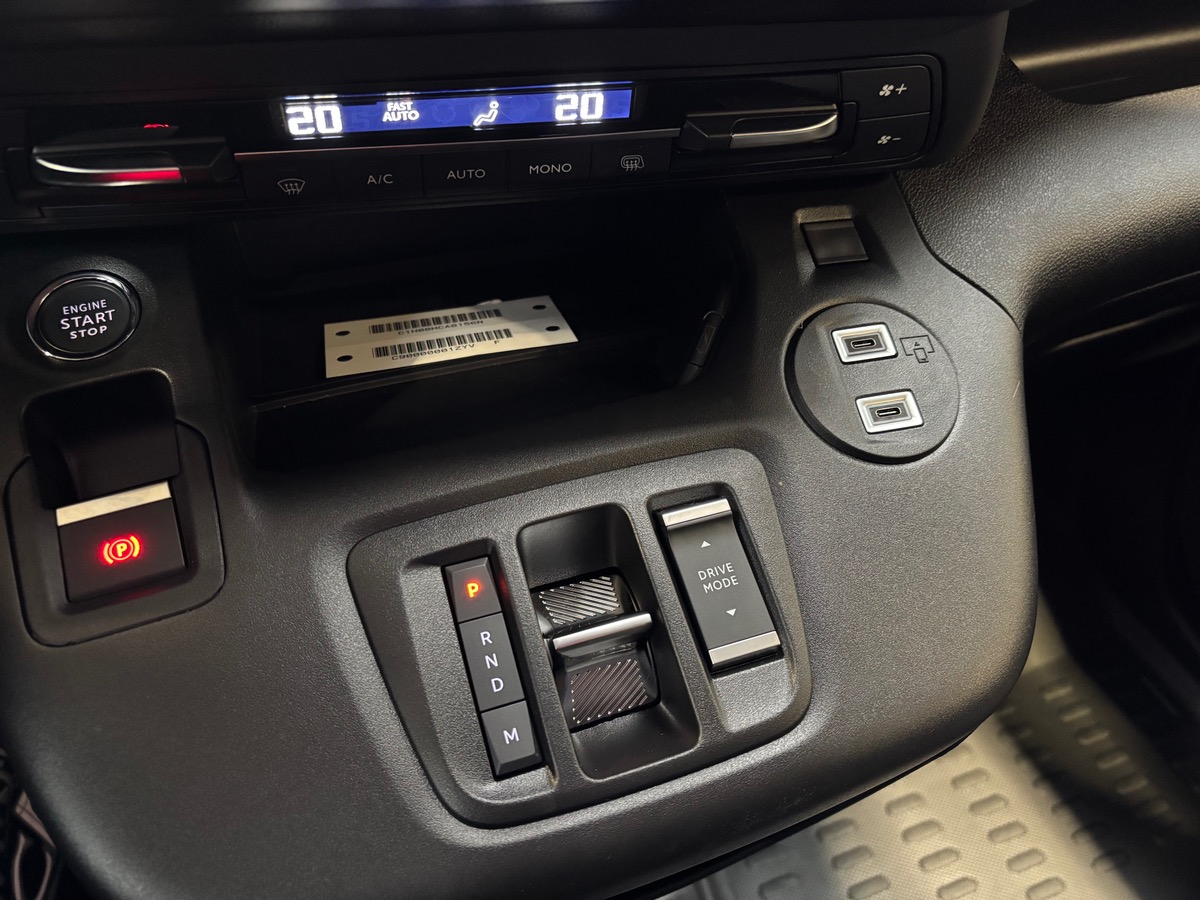 Peugeot Partner HDI 130 EAT8 PACK PREMIUM CONNECT NEUF 0KM TVA IK