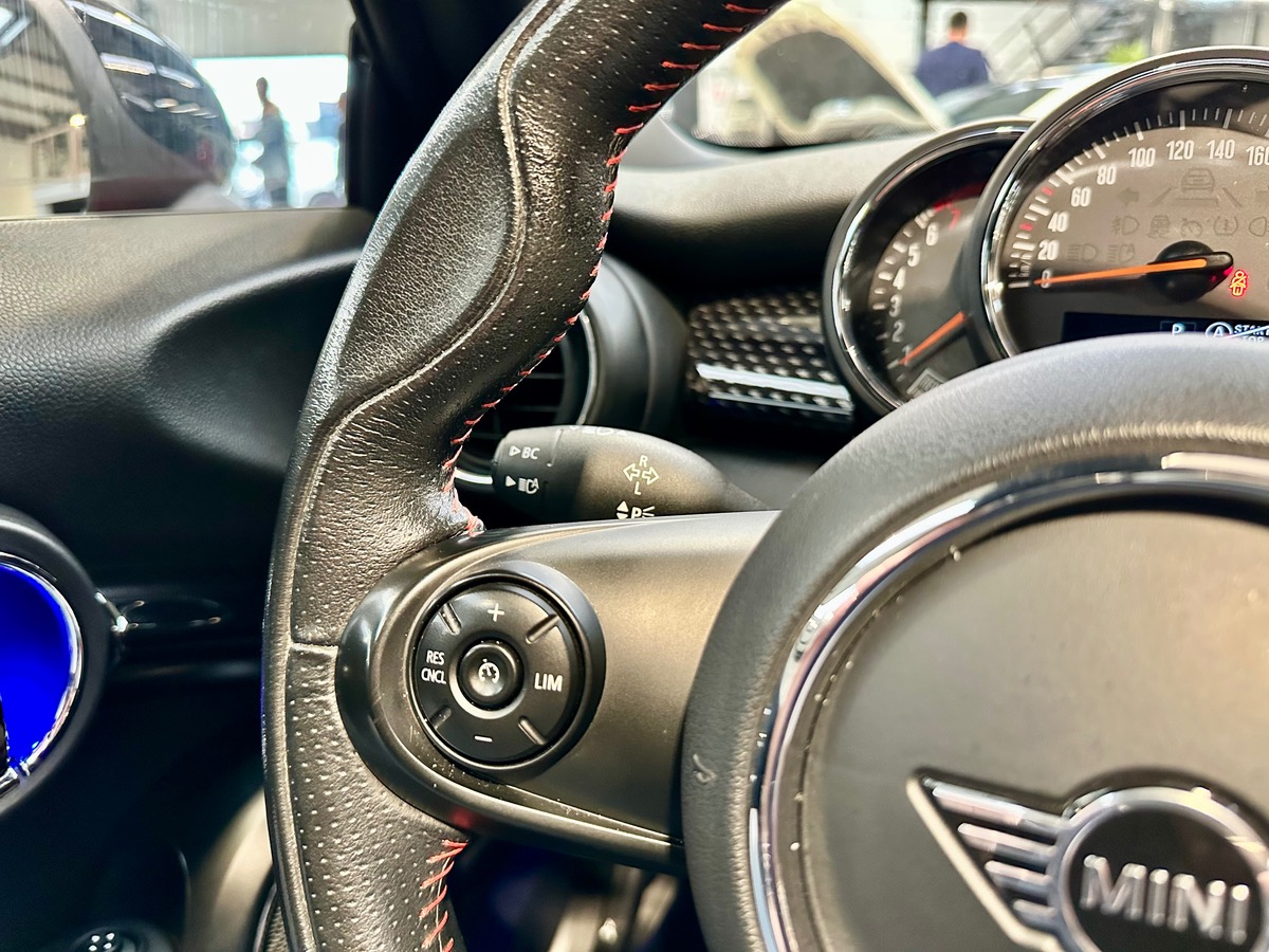 Mini Mini III Cooper S 192 Finition JCW BVA7 3P Options++ b