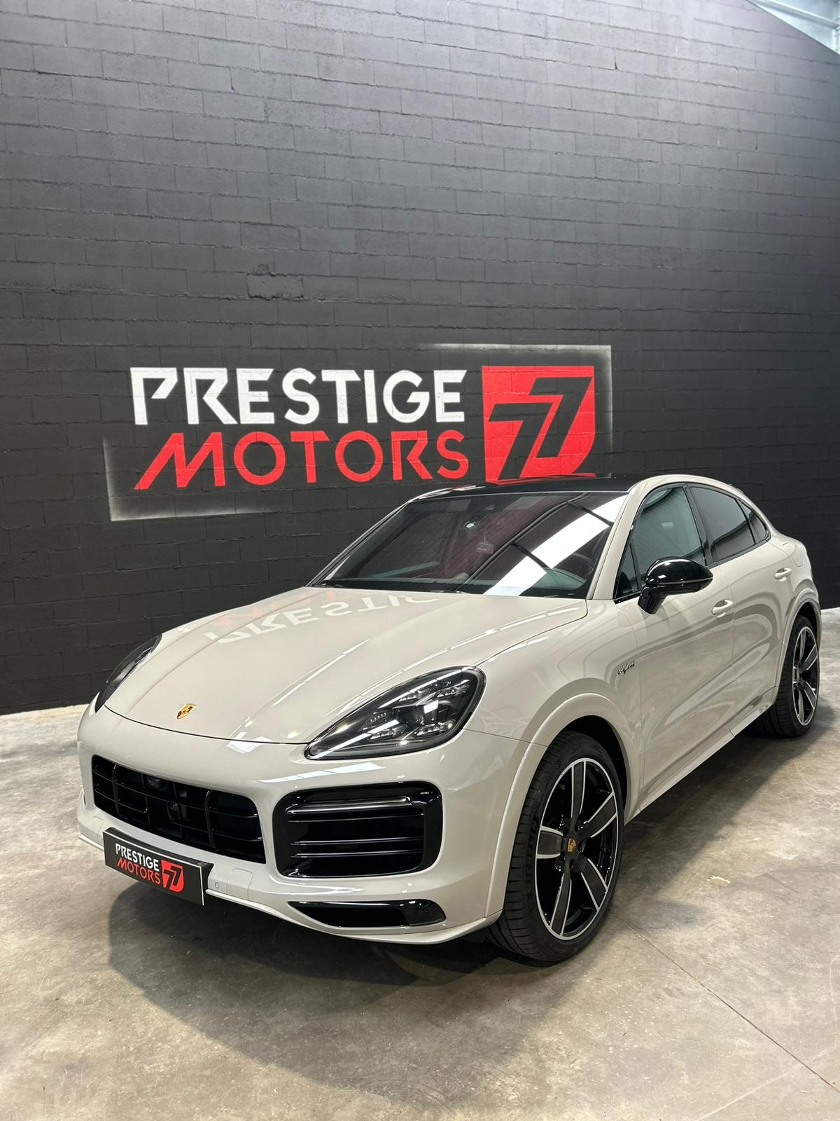 Porsche Cayenne Coupé E-Hybrid Platinum