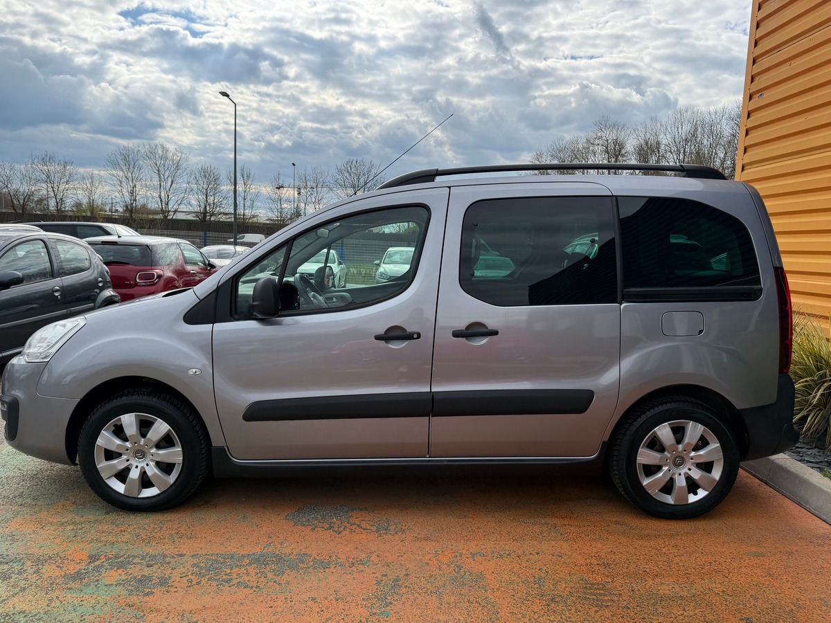 Citroën Berlingo MULTISPACE 1.6 BLUEHDI 100CH XTR 2017 1° MAIN