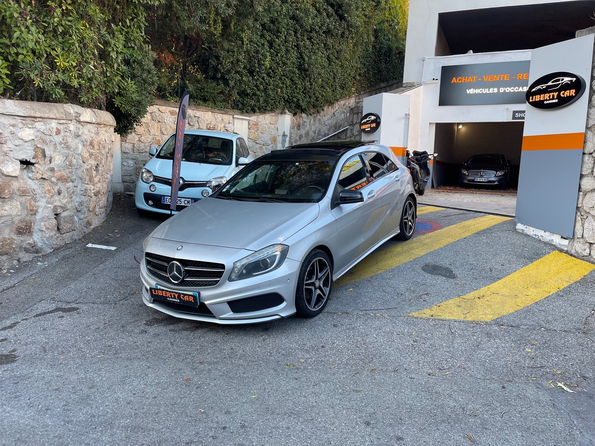 Mercedes Benz Classe A 200 CDI 136 CV / Pack AMG / Toit Ouvrant / Caméra De Recul