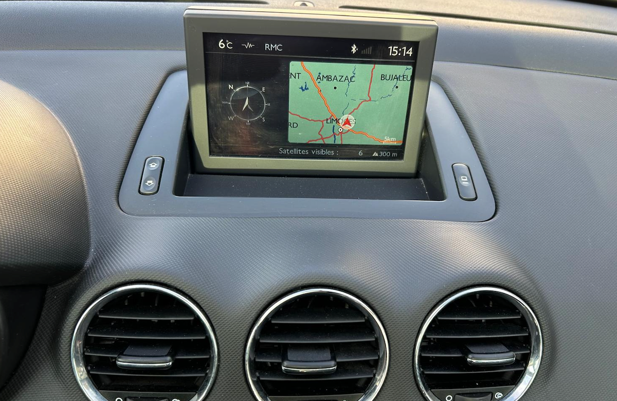 Peugeot 308 eHDI 1.6 (112 ch)