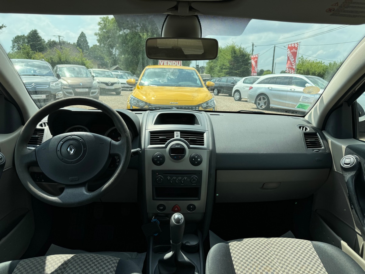 RENAULT Megane 1.6 I 115 CV HATCHBACK