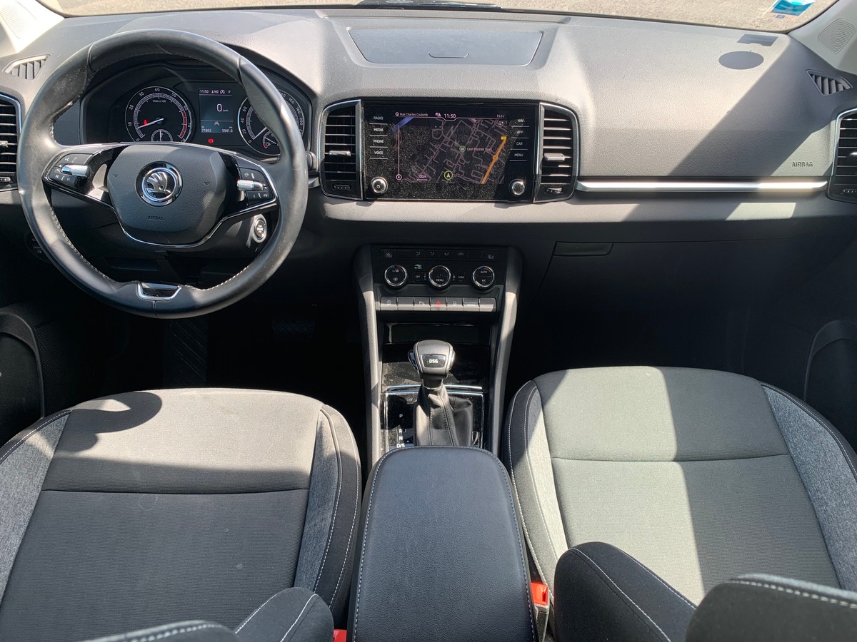 Skoda Karoq DRIVE | Système d'accès, démarrage sans clé | Caméra de recul | Phares avant LED