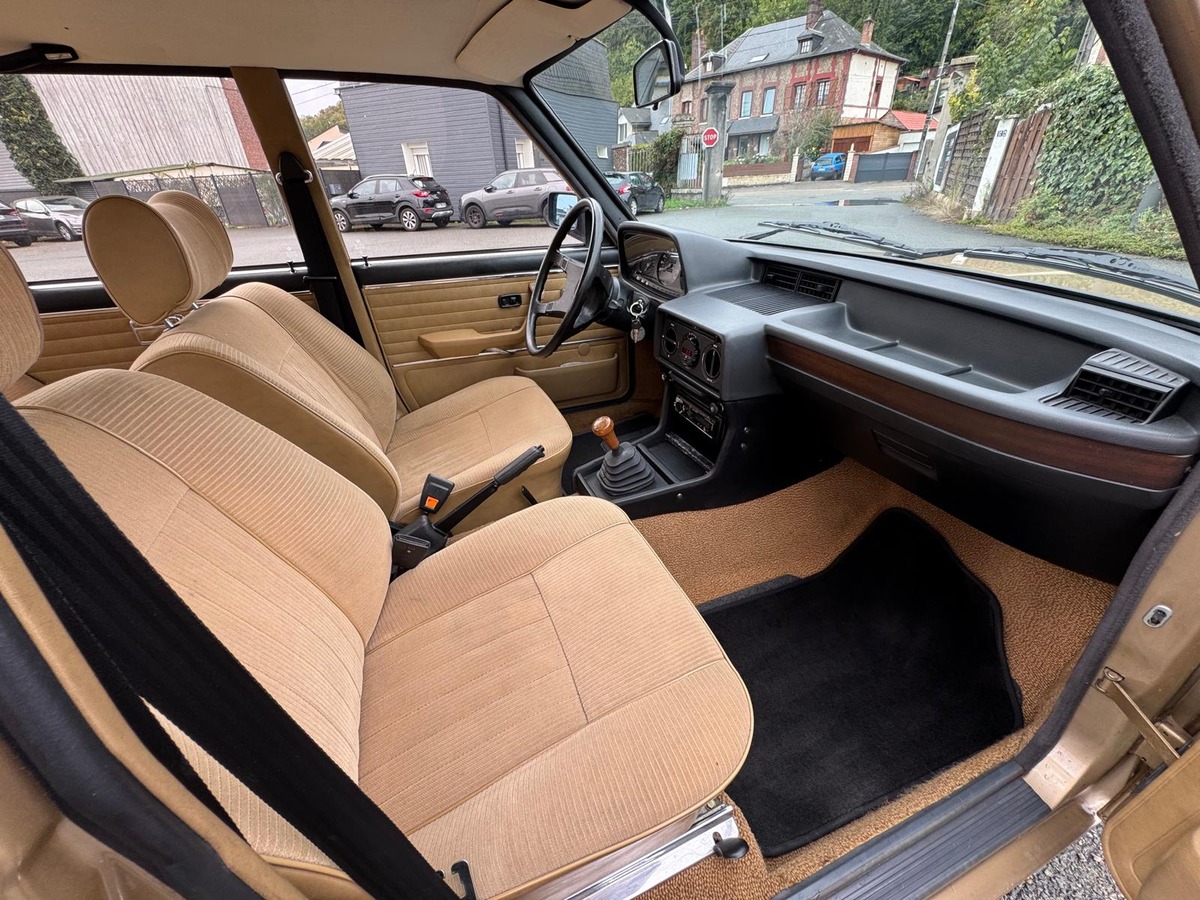 Bmw 525 E12 150CV Française - Boite manuelle