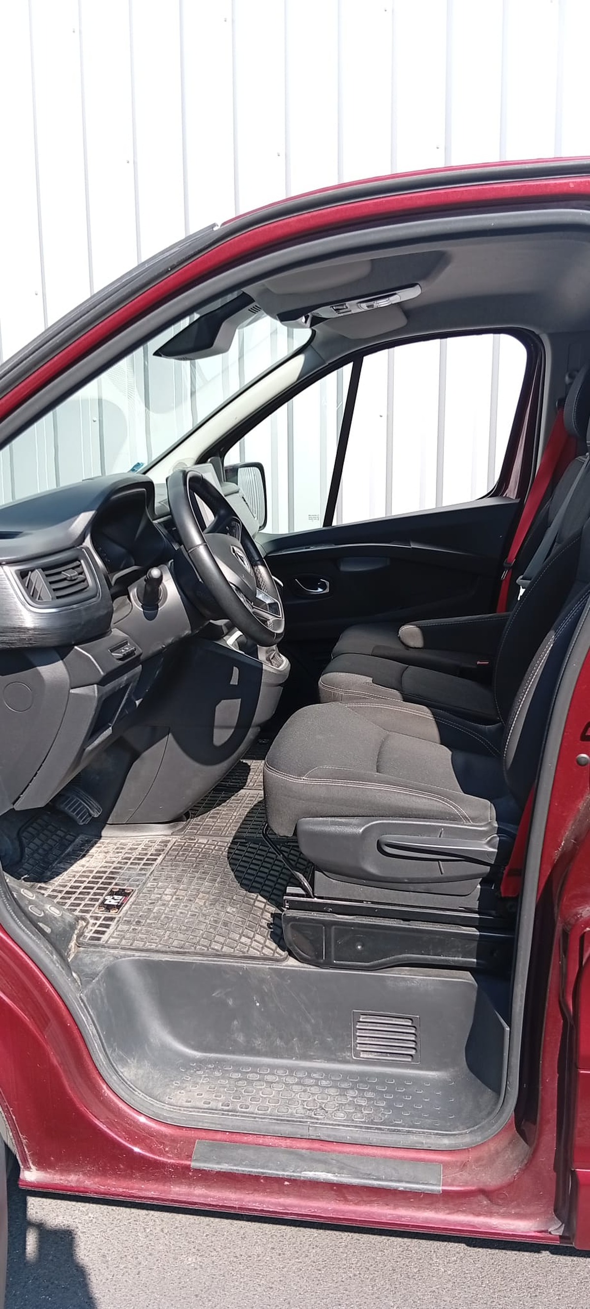 RENAULT TRAFIC RT Trafic Fg L2H1 3T 2.0 Blue dCi 170ch Grand Confort EDC