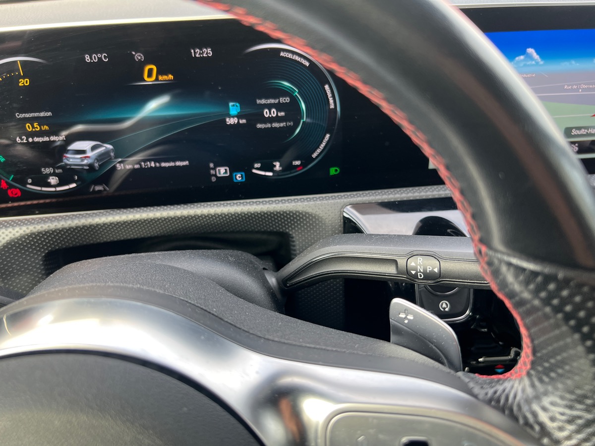 Mercedes-Benz Classe A 200d AMG LINE 150cv, SUIVI COMPLET, TOIT OUVRANT, CARPLAY, LED, MULTIBEAM