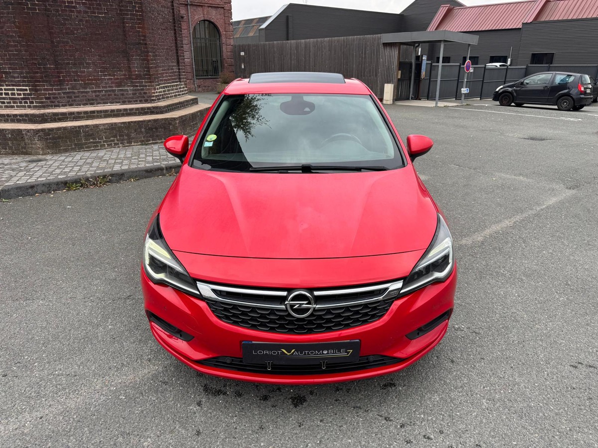 Opel Astra 1.6 CDTI 135 Dynamic- Crochet d'attelage- Toit ouvrant- Révisé - Garantie
