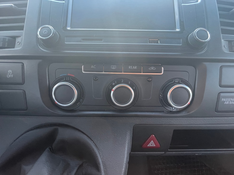 Volkswagen Multivan Multivan STARLINE 2.0 TDI 140 Court 7 places avec équipement caravaning