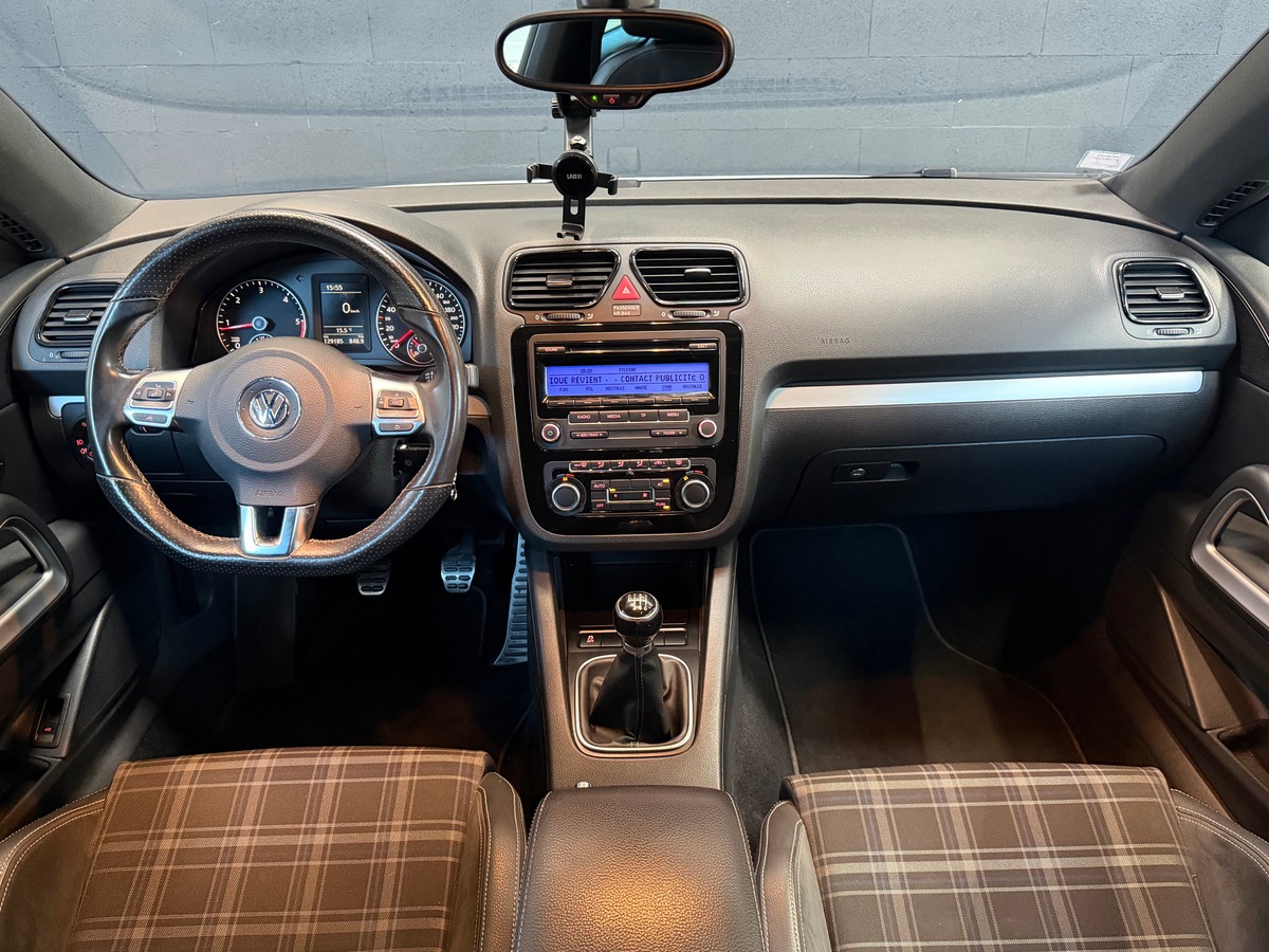 Volkswagen Scirocco SPORT EDITION 2.0 TDI 140CH SUIVI COMPLET VOLKSWAGEN