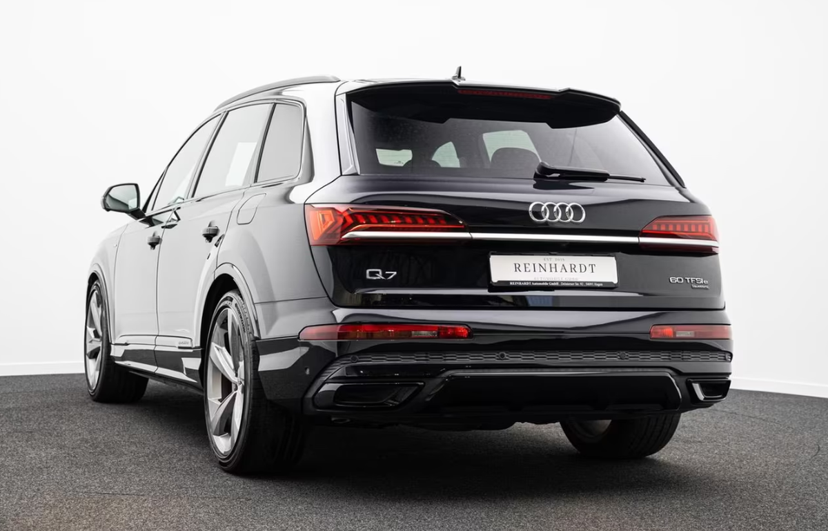 Audi Q7 60 TFSI e 456ch Competition quattro Tiptronic/Bose/Toit ouvrant/Attelage