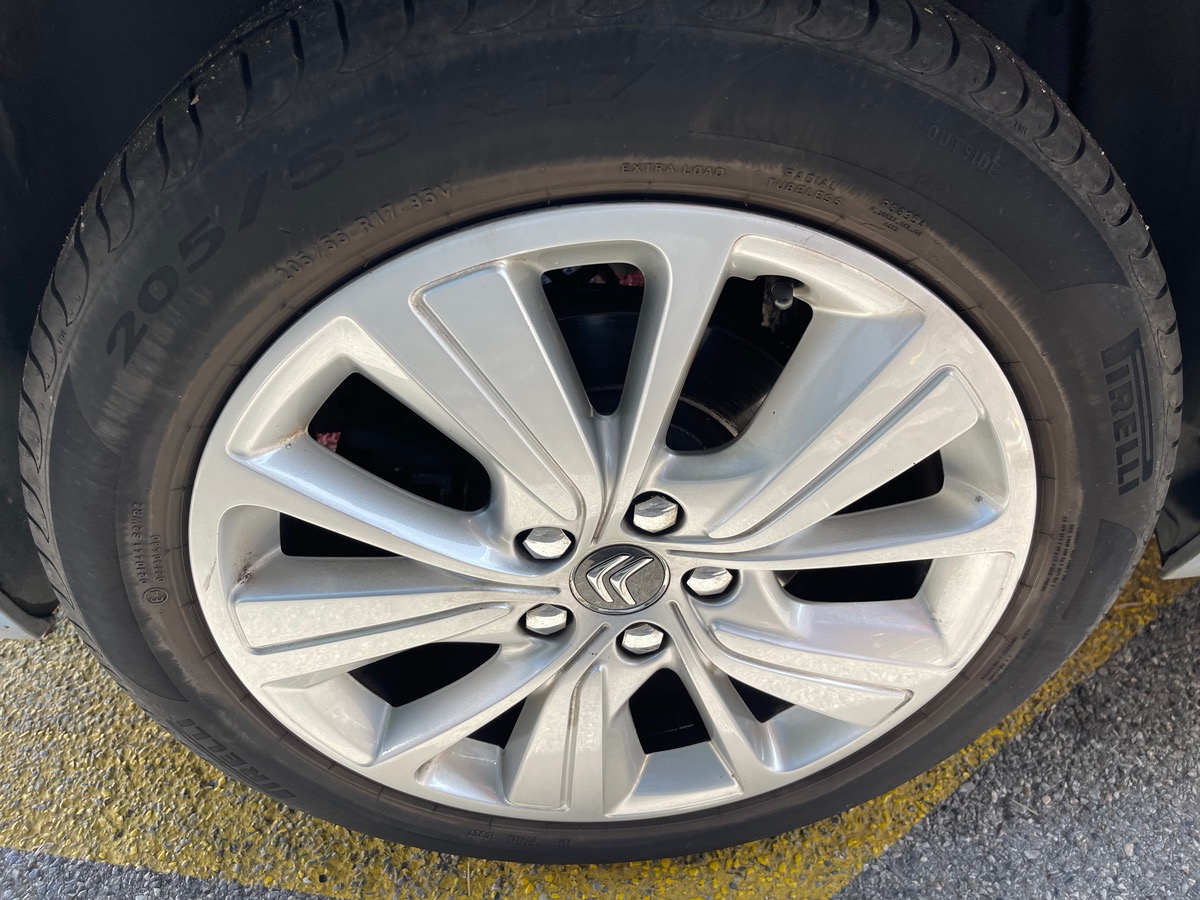 Citroën Grand C4 Picasso 1.6 HDi 114 CV / Toit Panoramique / Full Options /7 Places / Exclusive