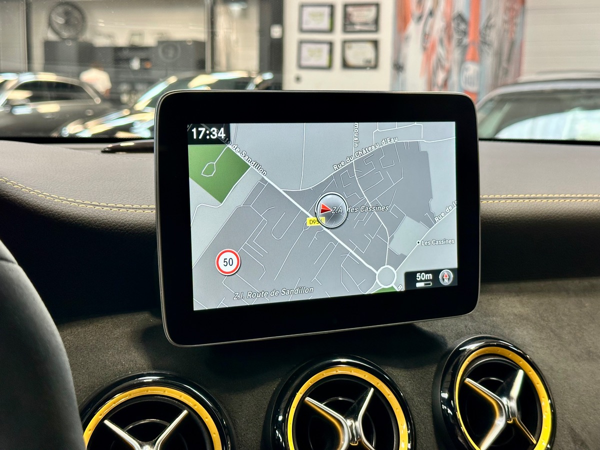 Mercedes-Benz CLA (2) 45 AMG 381 Yellow Night Edition 4Matic 7G-DCT Full