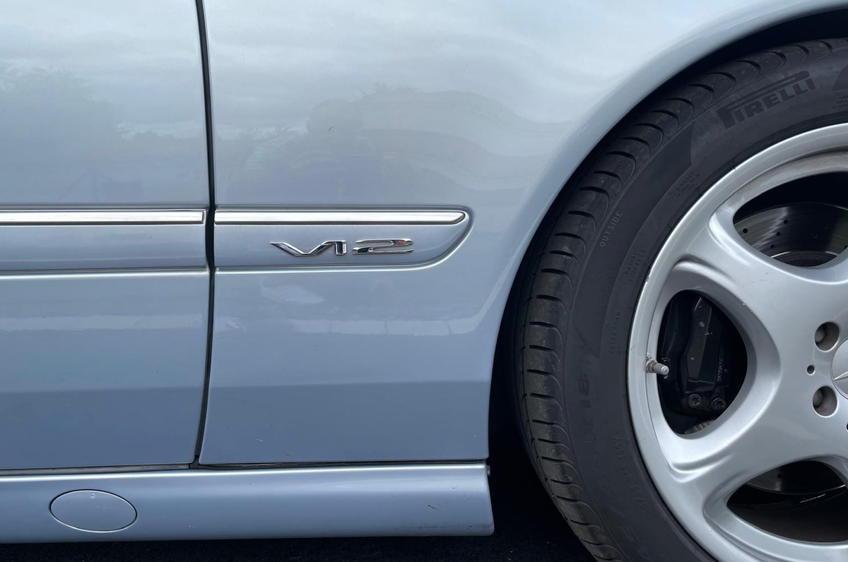 Mercedes-Benz Classe CL 600 V12 (367 ch)