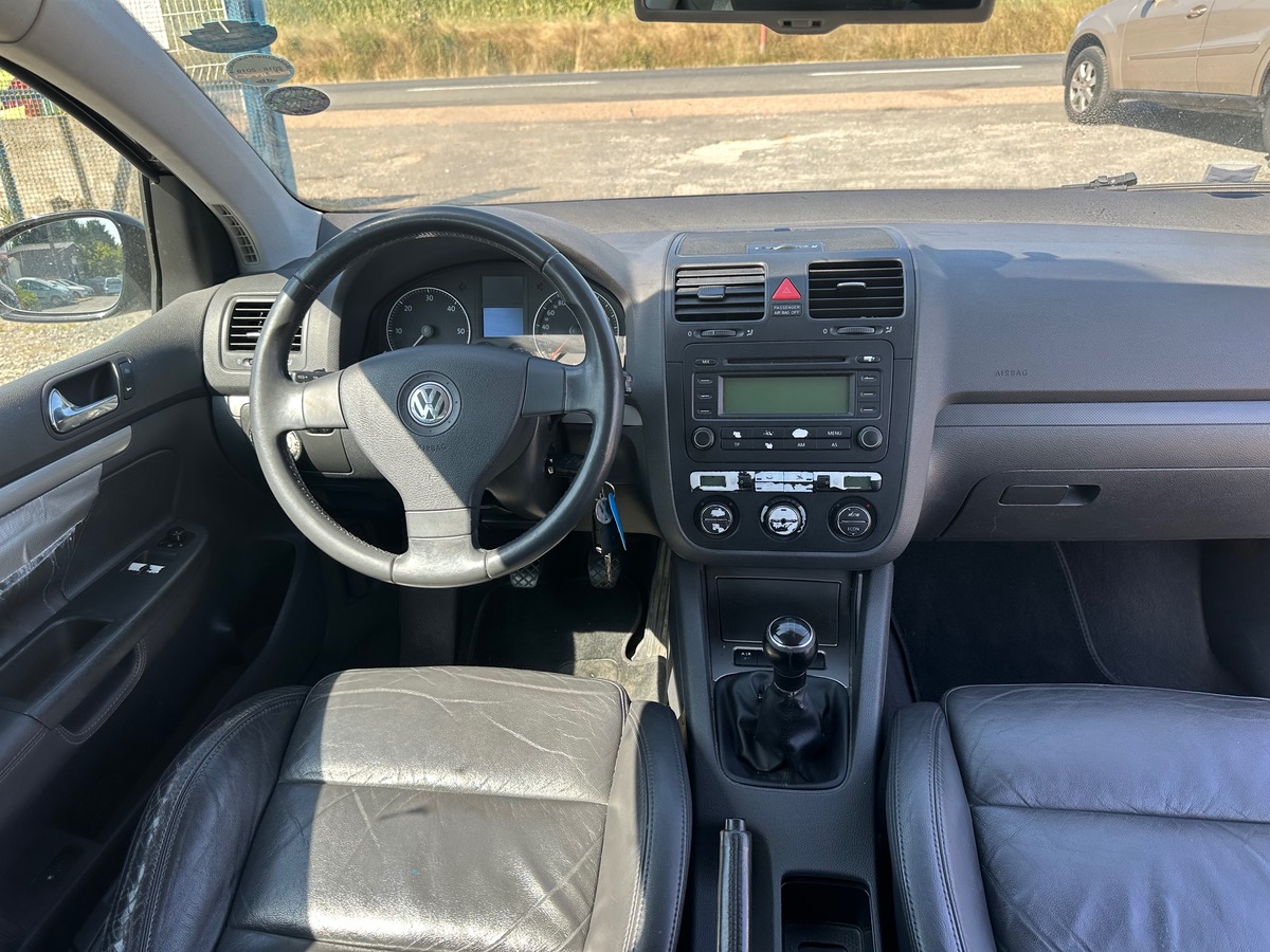Volkswagen Golf 5 1.9 tdi 105cv carat 229000km