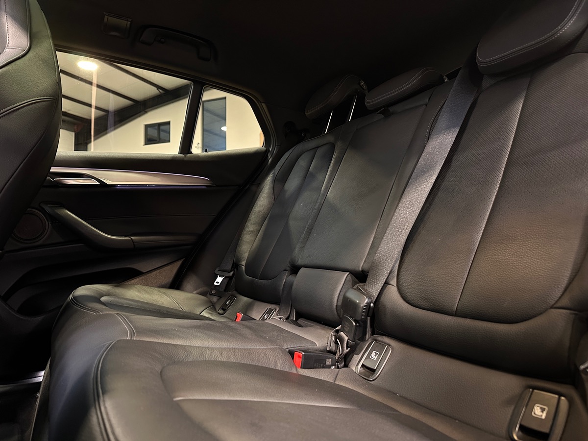 Bmw X2 xDrive25e 220 ch BVA6 M Sport  25e - 1ère Main / Toit pano / HUD / Sièges Sport M / CarPlay