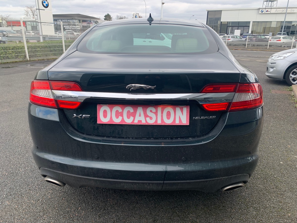Jaguar XF 240 ch | V6 | R-Sport | Caméra recul | Sièges sport | Régulateur vitesse | GPS | Bluetooth