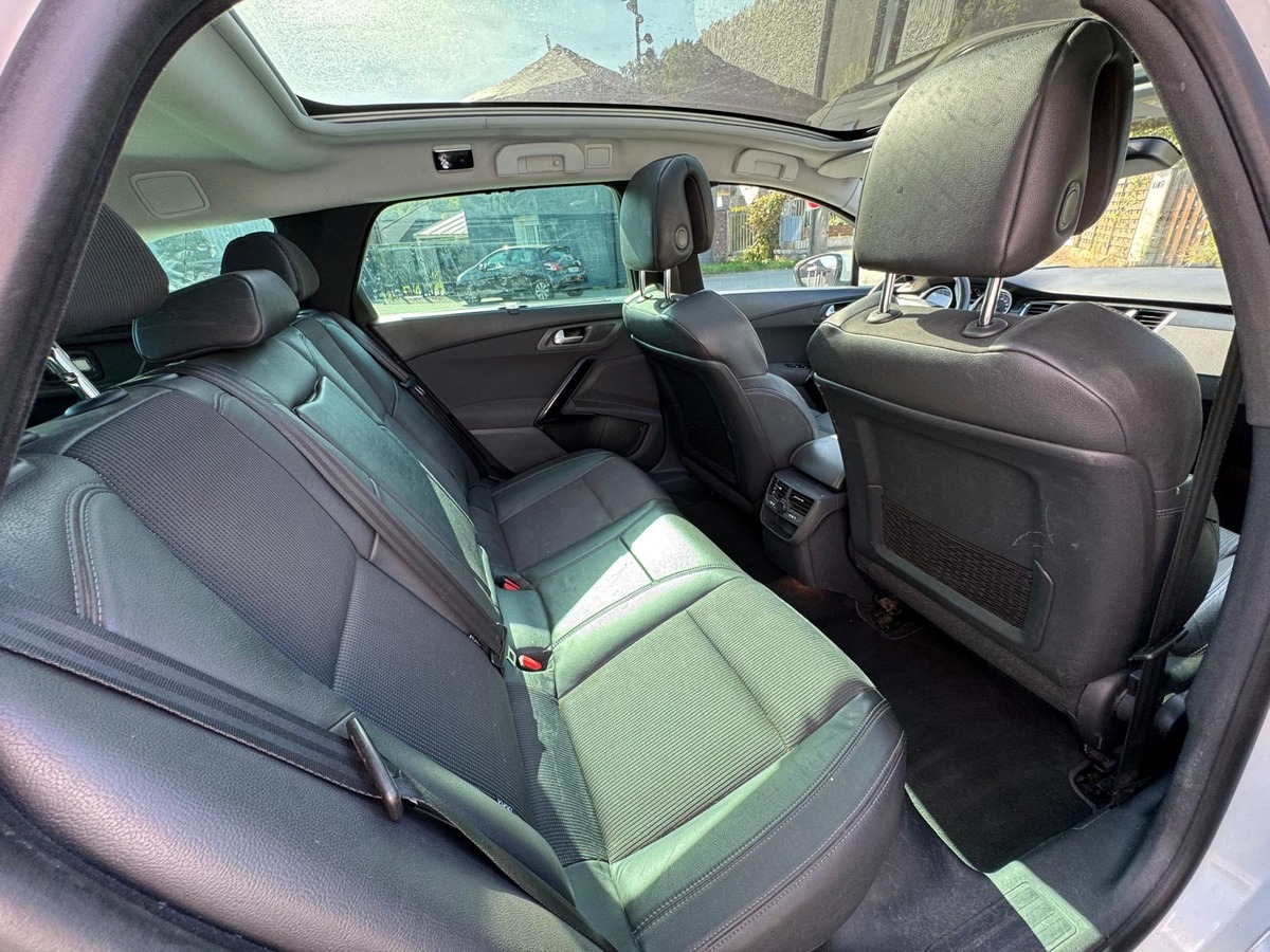 Peugeot 508 SW Phase 2 / 2.0 HDi 180 Allure -Boite automatique- Crochet d'attelage - Garantie