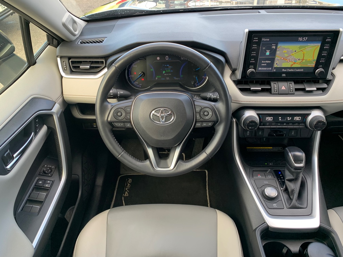 Toyota RAV4 222 ch | AWD | Lounge | Caméra vue 360° | Cuir | Régulateur de vitesse adaptatif