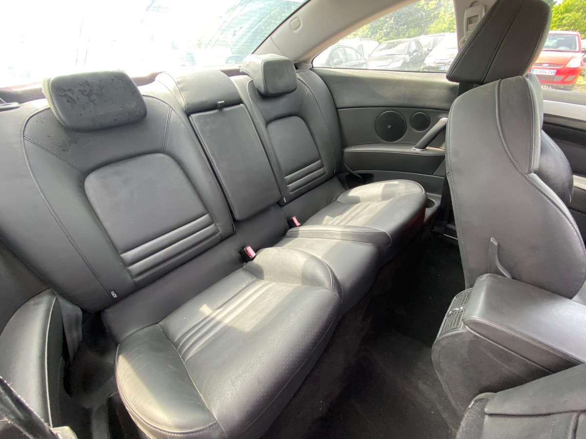 Peugeot 407 Coupe 2.7 v6 hdi 204cv griffe faible kilométrage d’origine 
