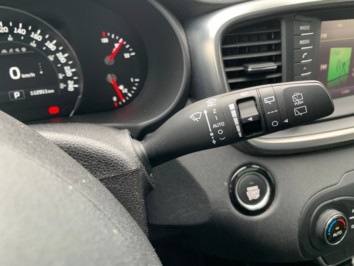 Kia Sorento 200 ch | Premium | 7 Places | AWD | Toit ouvrant panoramique | GPS | Régulateur vitesse