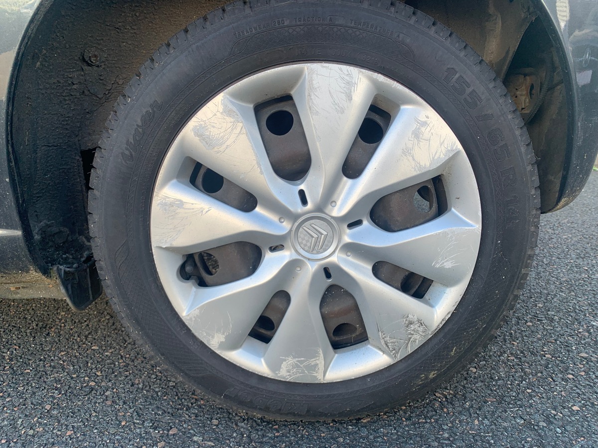 Citroën C1 68 chevaux | 1.0i | Confort | Premiére MAIN | 3 Portes | Direction assistée | Airbags