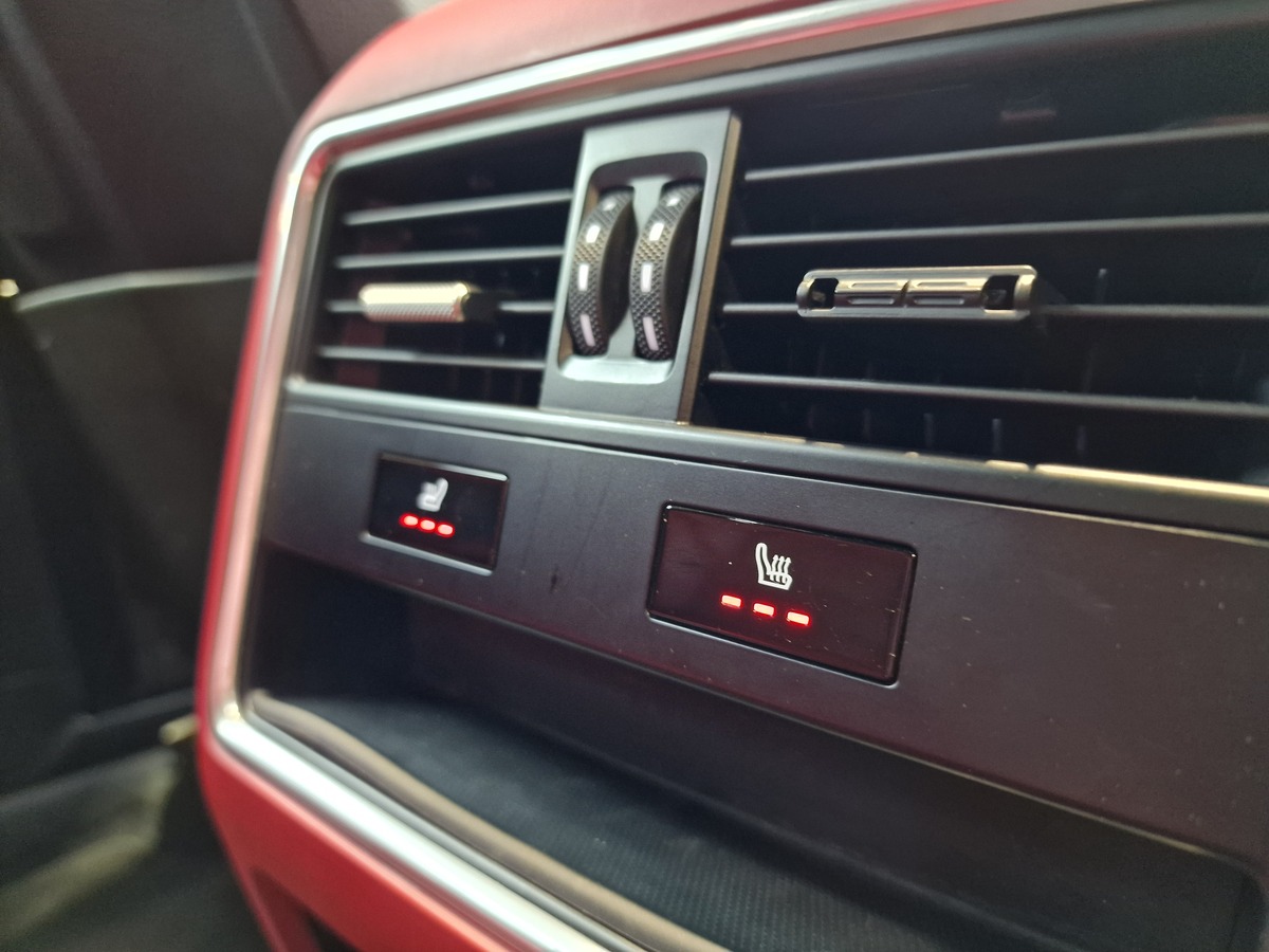 Porsche Cayenne III 4.0 V8 TURBO 550CH TOIT PANO/CHRONO/BOSE/CARBONE D