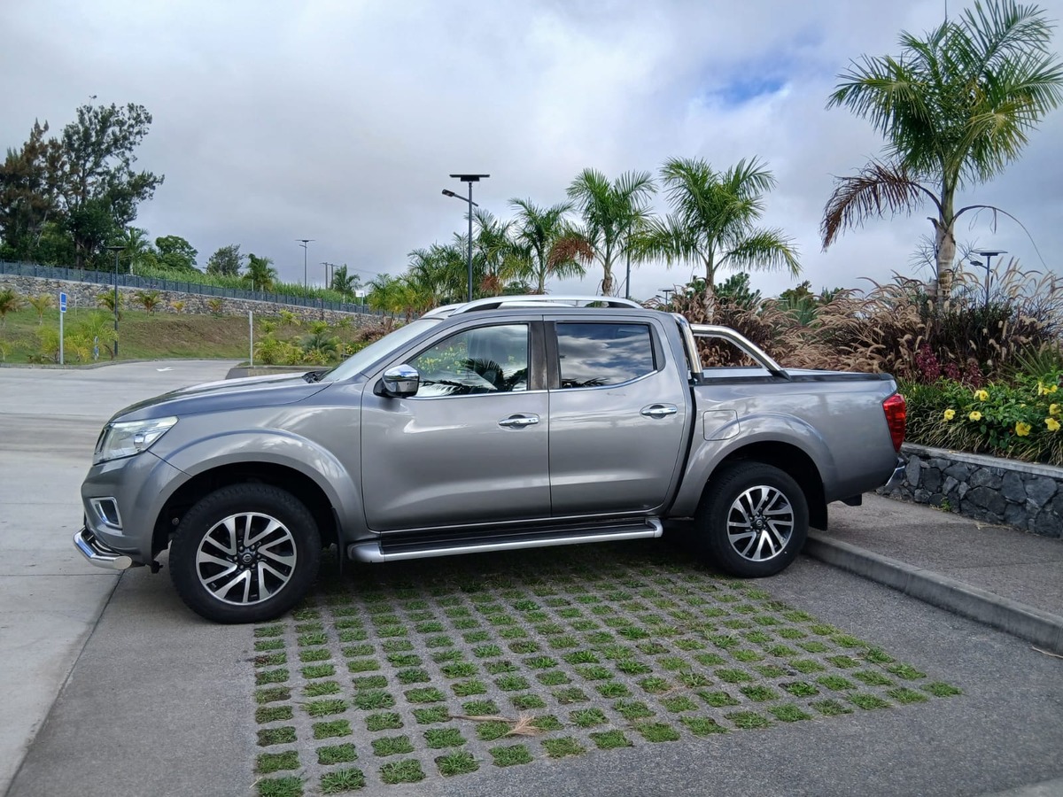 Nissan Navara 4X4 2.3 L 190CV BOITE AUTO