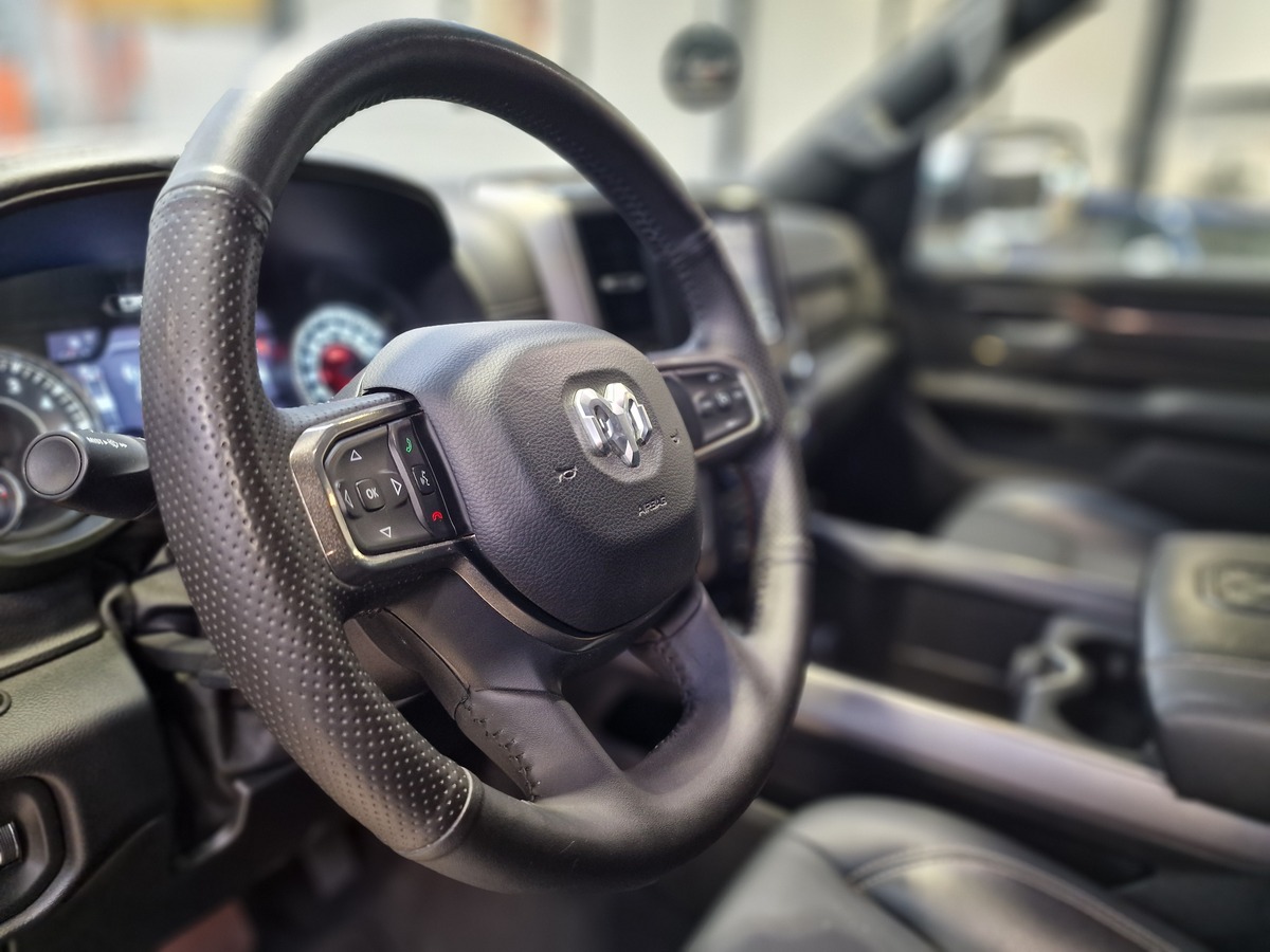 Dodge RAM 1500 5.7 HEMI V8 SPORT 390 59990E TTC G