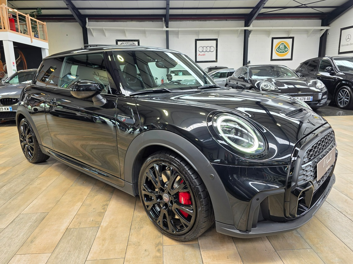 Mini Mini JCW III JOHN COOPER WORKS 1to6 EDITION // EDITION LIMITEE 999 EXEMPLAIRES MONDE
