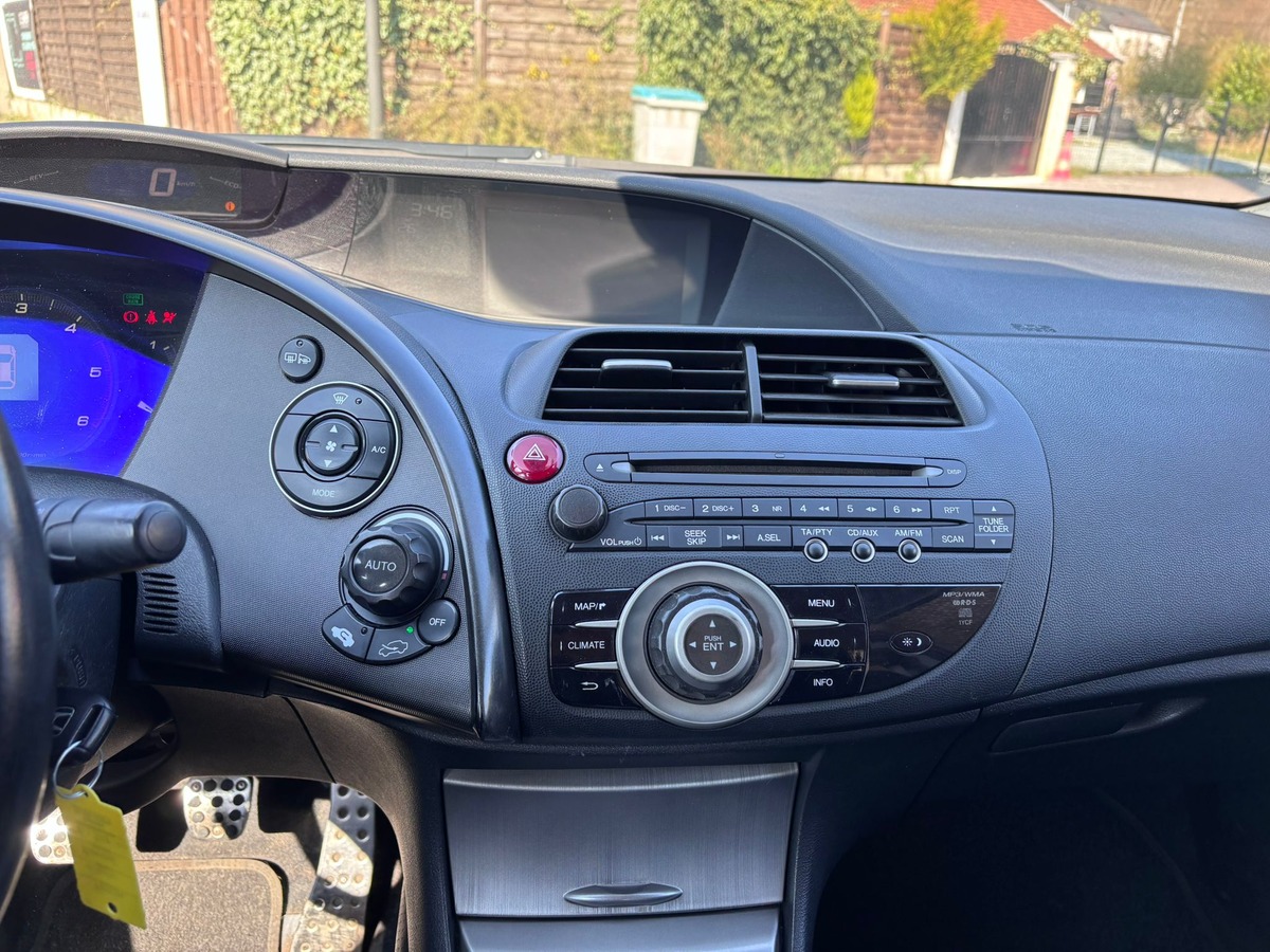 Honda Civic 2.2 CTDI 140 Elegance - Révisée - Garantie