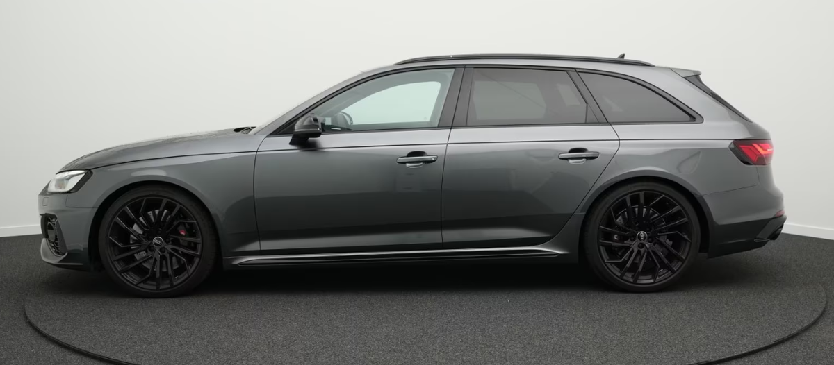 Audi RS4 Avant 2.9 V6 TFSI 450ch quattro tiptronic 8/Attelage/Gris daytona nacré